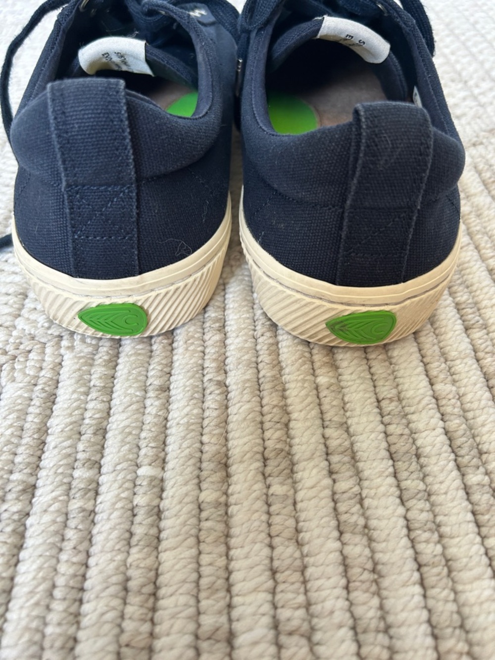 Cariuma Navy Canvas Low-Top Sneakers with Cream Soles - Picture 7 of 8